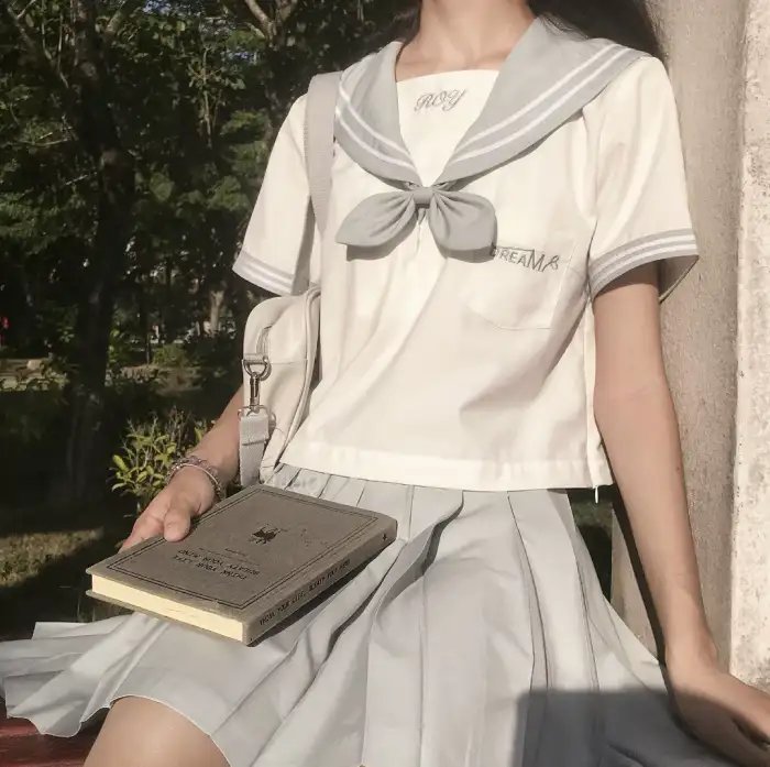 情深如许不曾谙