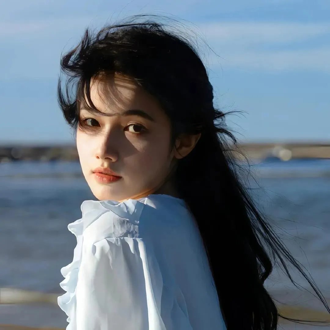 闺蜜网恋我奔现，炮灰女配要翻盘